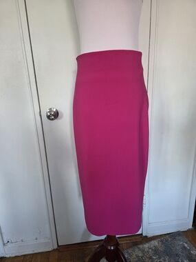 Fuchsia High-Waist Pencil Skirt